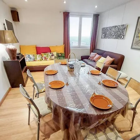 Maison D'artiste De Village