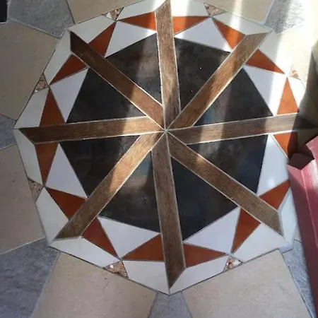 Maison D'artiste De Village בית נופש *