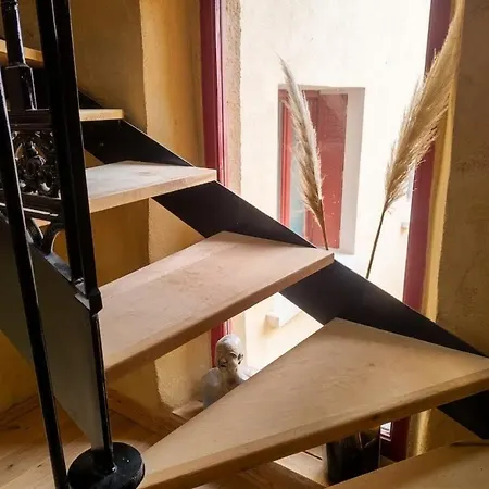 Maison D'artiste Le De La Chouette Feriehus *